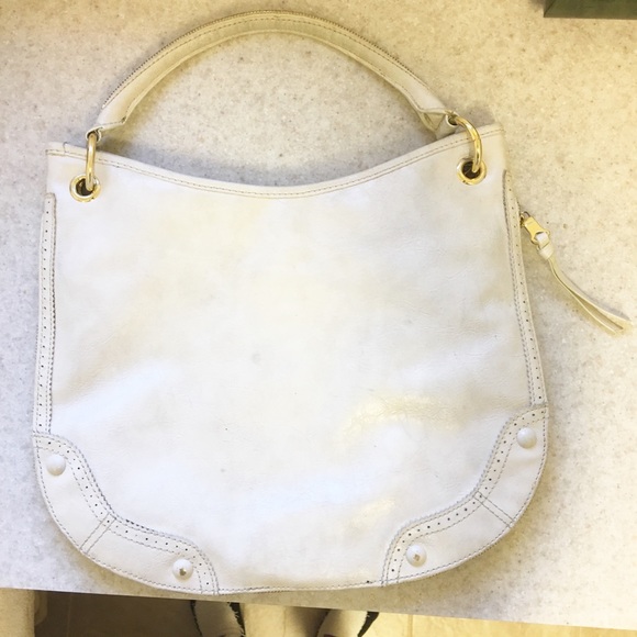 Pretty Gianni Bini large satchel! - Picture 2 of 8